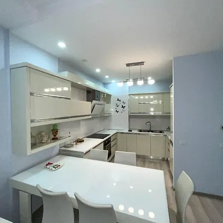 Modern Escape Apartment *